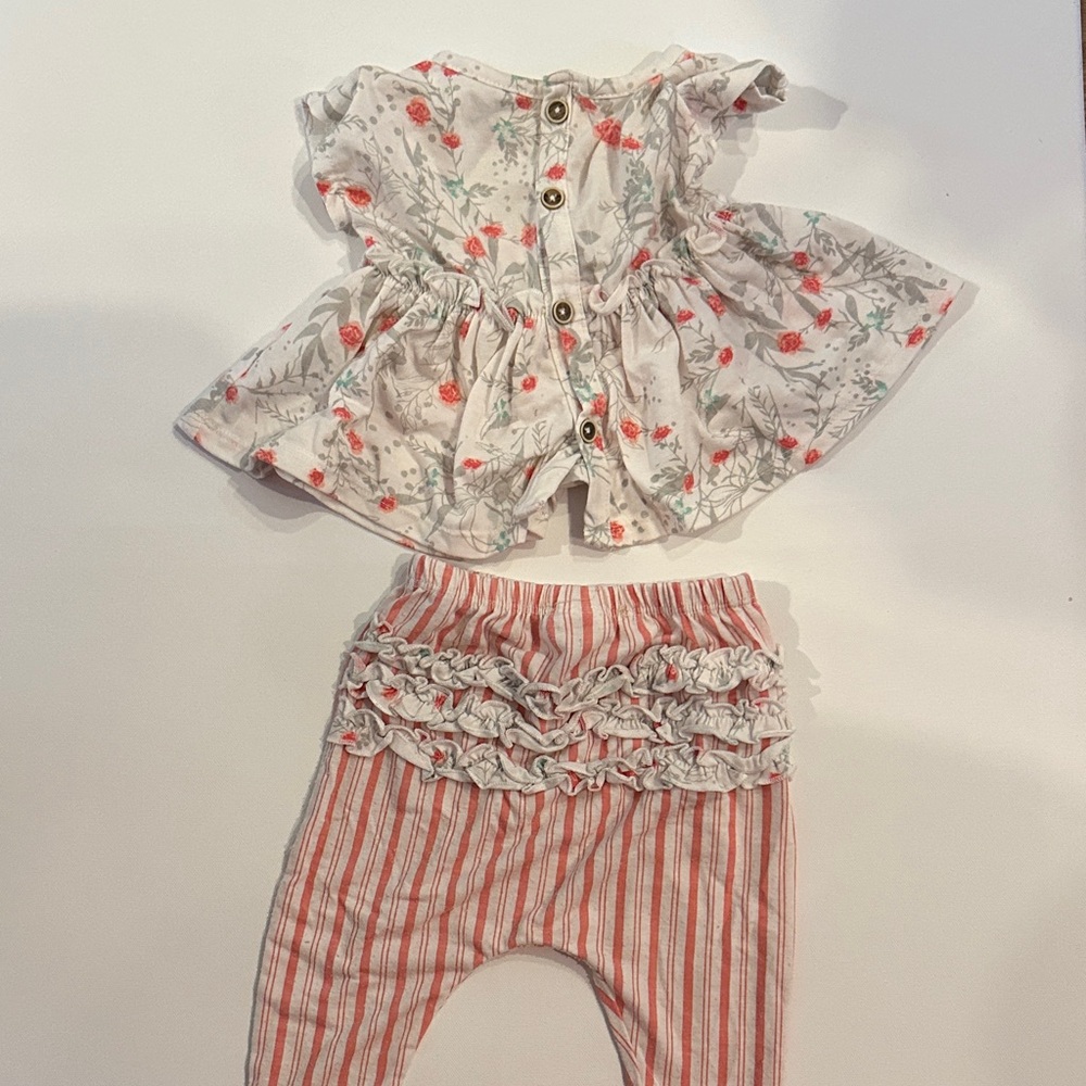 Jessica Simpson Matching Set - Picture 5 of 6
